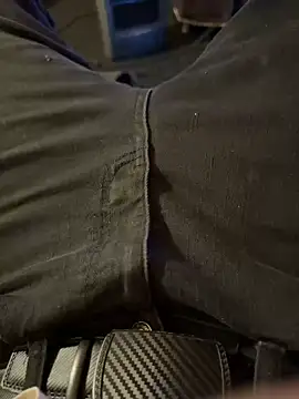 Sillycatfish online show from November 25, 2025, 6:46 am