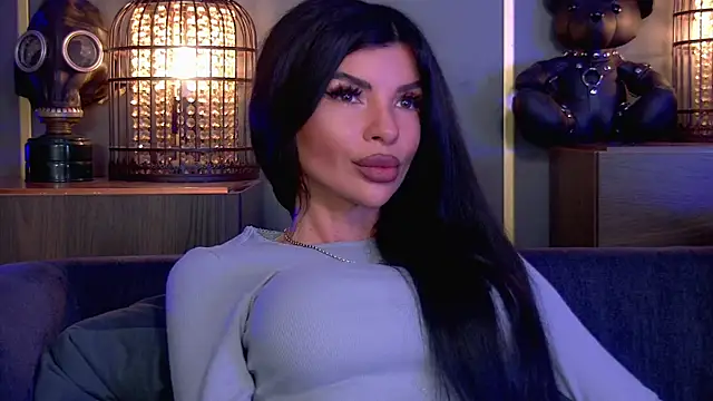 EleniaDevons online show from March 28, 2026, 12:27 pm