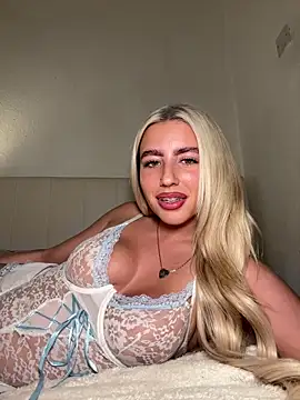 BlondeBetty online show from April 4, 2026, 5:21 pm