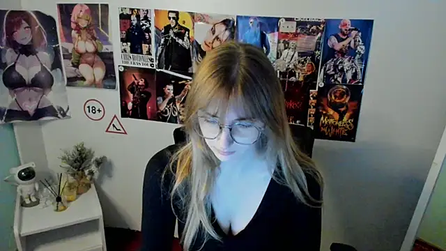 NeyliDream online show from October 9, 2025, 12:47 pm