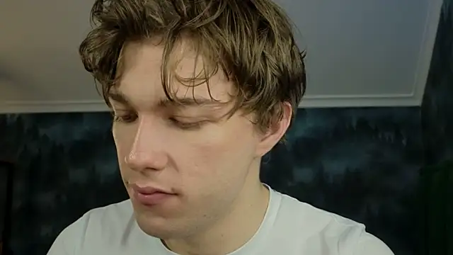 MarkShot  online show from November 25, 2025, 4:18 pm