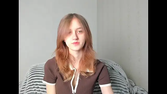 Snapshot of dreamy_pollyyy chatting on January 12, 2026, 2:39 am dreamy pollyyy online show from January 12, 2026, 2:39 am