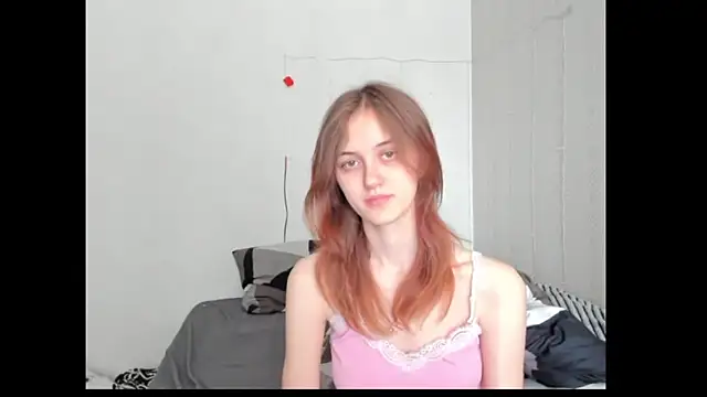 dreamy pollyyy online show from March 23, 2026, 8:51 am