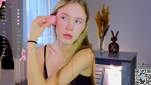 Succubelle online show from November 24, 2025, 6:24 am