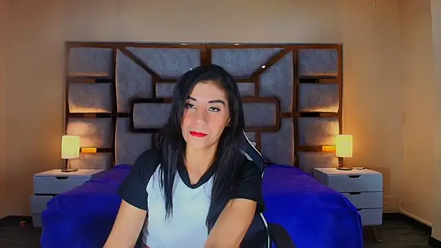 Snapshot of ANABELL_BROWN chatting on May 19, 2026, 1:28 pm ANABELL BROWN online show from May 19, 2026, 1:28 pm