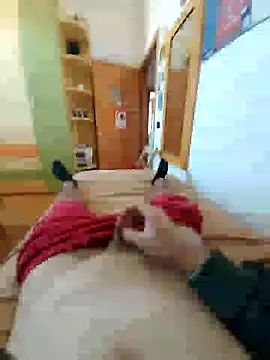 Snapshot of Ara29 chatting on October 7, 2025, 10:01 am Ara29 online show from October 7, 2025, 10:01 am