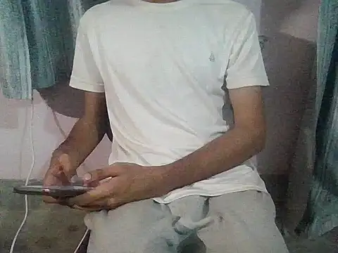 ash706339 online show from September 15, 2025, 5:46 pm