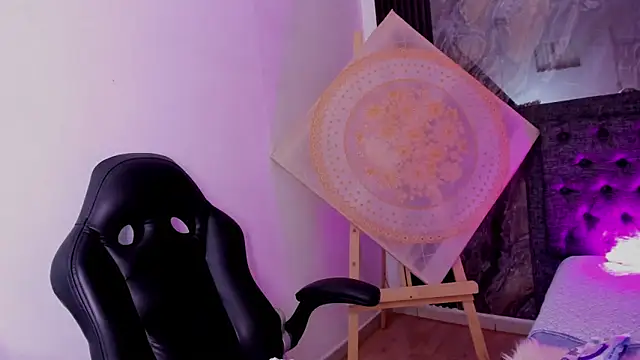 Zoe Rosse00 online show from March 1, 2026, 5:04 pm