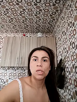 vanessa-titisM online show from March 22, 2026, 4:32 pm