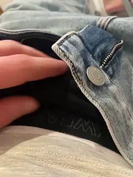 Milike 93 online show from February 22, 2026, 11:47 pm