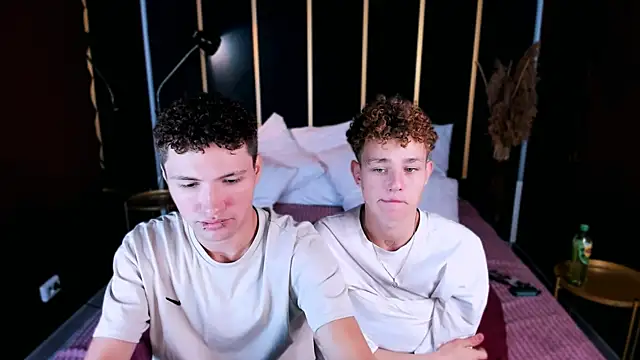 Snapshot of JonnyDarka chatting on October 8, 2025, 11:08 am JonnyDarka online show from October 8, 2025, 11:08 am