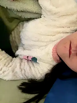 ruiki666 online show from December 17, 2025, 4:07 am