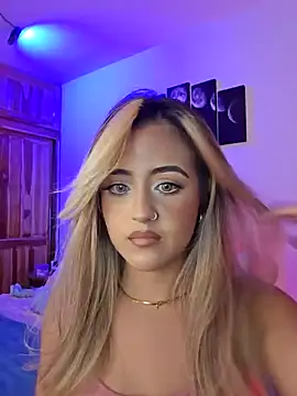 MaryMoon  online show from September 16, 2025, 12:44 am