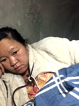 riso-00 online show from November 29, 2025, 4:21 pm