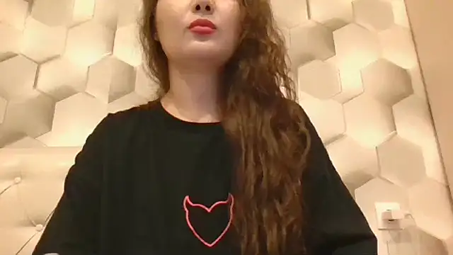 Calyna online show from July 23, 2026, 9:57 pm