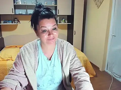 Soffy Skye online show from April 7, 2026, 3:29 am