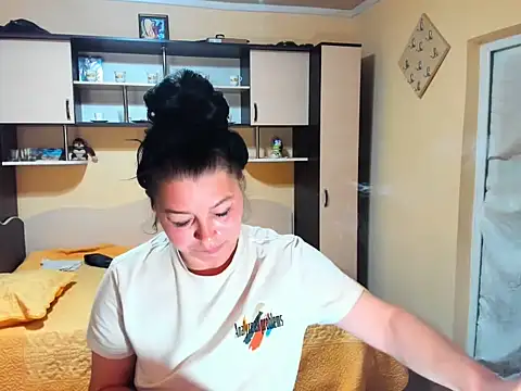 Soffy Skye online show from May 26, 2026, 4:52 am