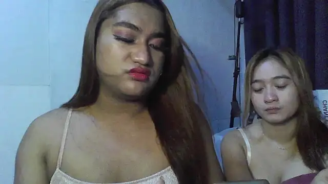 Elysia Fox online show from May 26, 2026, 6:42 am