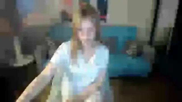 shy hot cat online show from November 17, 2025, 10:54 am