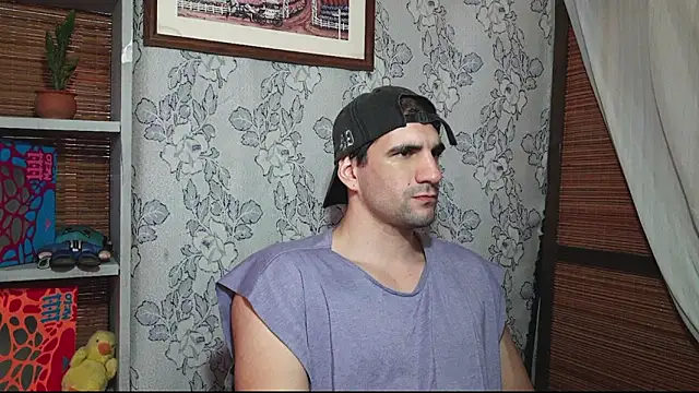 Snapshot of ObeyLust chatting on September 21, 2025, 4:41 pm ObeyLust online show from September 21, 2025, 4:41 pm