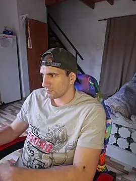 Snapshot of ObeyLust chatting on January 8, 2026, 10:23 pm ObeyLust online show from January 8, 2026, 10:23 pm