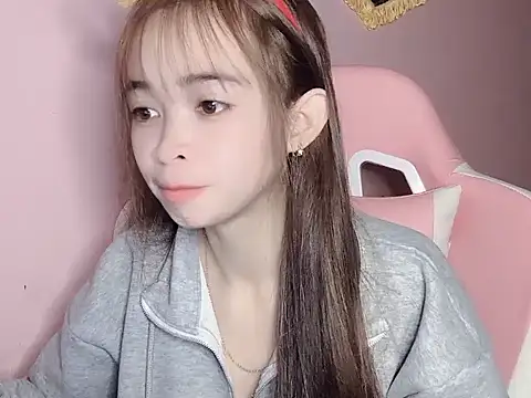 Suna7383 online show from December 20, 2025, 5:31 pm