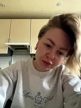 MartaLuna  online show from January 8, 2026, 8:05 am