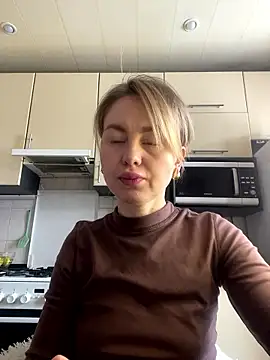 MartaLuna  online show from January 16, 2026, 9:02 am