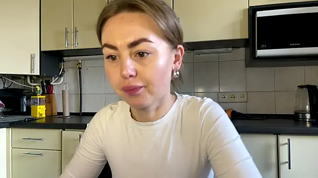 MartaLuna  online show from March 20, 2026, 2:11 pm