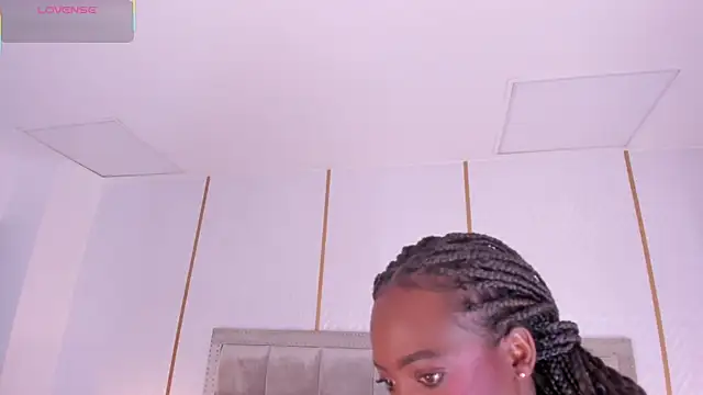 DakotaWangi online show from February 16, 2026, 3:24 am