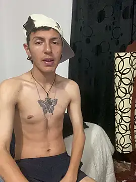 NaytonFreeman online show from September 13, 2025, 12:10 am