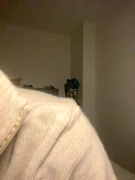 NaytonFreeman online show from October 13, 2025, 11:27 pm