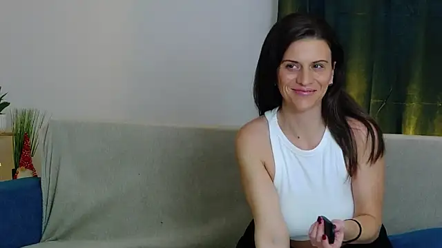 ScarlettNoirr online show from December 14, 2025, 8:35 pm