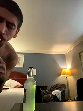 busnfatnutsLildee online show from January 6, 2026, 6:44 pm