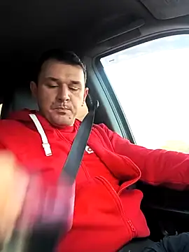 NOMAD8611 online show from November 3, 2025, 5:52 am