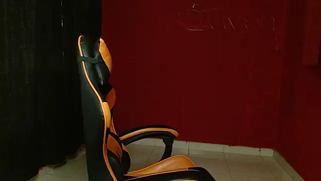 Snapshot of stvn_hot chatting on September 23, 2025, 10:35 pm stvn hot online show from September 23, 2025, 10:35 pm