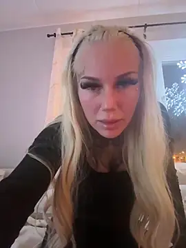 Snapshot of paulinaalatalo chatting on December 18, 2025, 8:04 pm paulinaalatalo online show from December 18, 2025, 8:04 pm