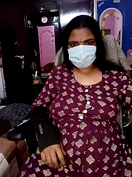 Snapshot of KannadaTamilTeluguBeauty chatting on February 7, 2026, 2:21 pm KannadaTamilTeluguBeauty online show from February 7, 2026, 2:21 pm