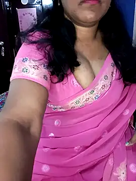 Snapshot of KannadaTamilTeluguBeauty chatting on February 24, 2026, 8:23 am KannadaTamilTeluguBeauty online show from February 24, 2026, 8:23 am