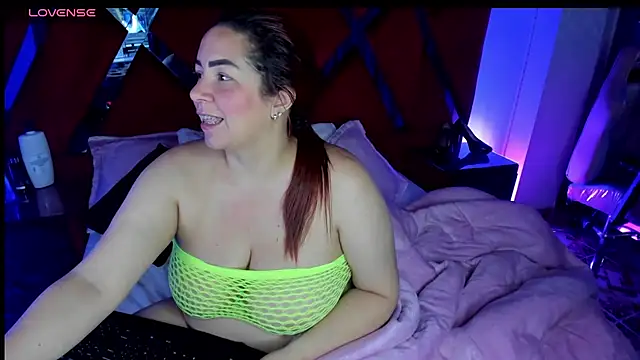 alexiaystive3 online show from October 12, 2025, 10:36 am