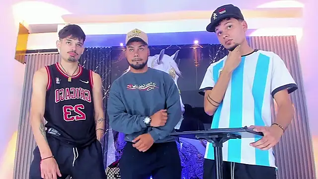 Snapshot of Iam_Steven chatting on October 11, 2025, 4:49 pm Iam Steven online show from October 11, 2025, 4:49 pm