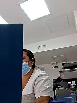 Aliciabloom online show from January 17, 2026, 3:06 pm