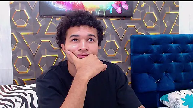 Snapshot of fire_drako_ chatting on September 28, 2025, 5:35 am fire drako online show from September 28, 2025, 5:35 am