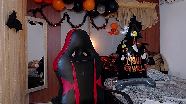 Snapshot of fire_drako_ chatting on October 21, 2025, 2:07 pm fire drako online show from October 21, 2025, 2:07 pm