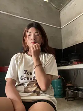 Mina-pusy online show from May 15, 2026, 3:35 am