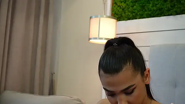 MyaMuse online show from November 12, 2025, 10:04 am