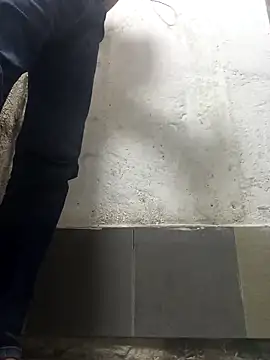 ainularbasoni online show from October 4, 2025, 7:12 pm