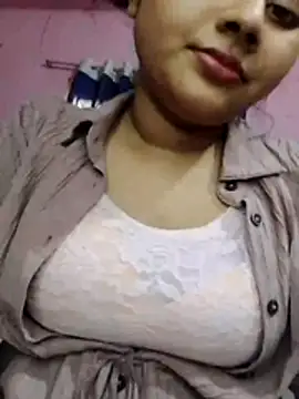 Snapshot of rasmiva chatting on November 12, 2025, 10:37 am rasmiva online show from November 12, 2025, 10:37 am