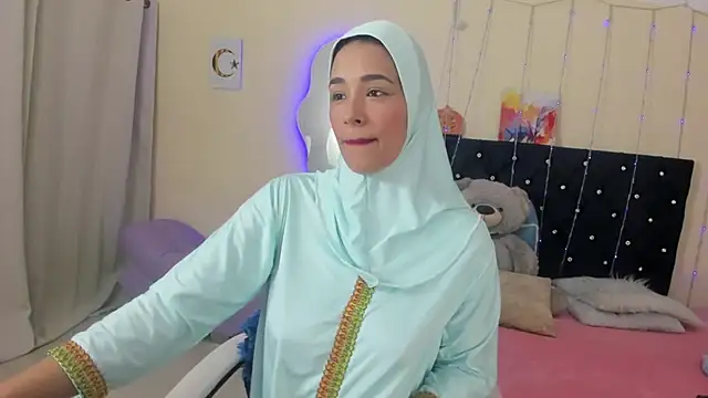 Snapshot of ShanaJamil chatting on March 16, 2026, 1:11 am ShanaJamil online show from March 16, 2026, 1:11 am