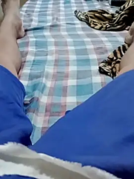 Cachorrinha2025 online show from November 26, 2025, 11:28 pm